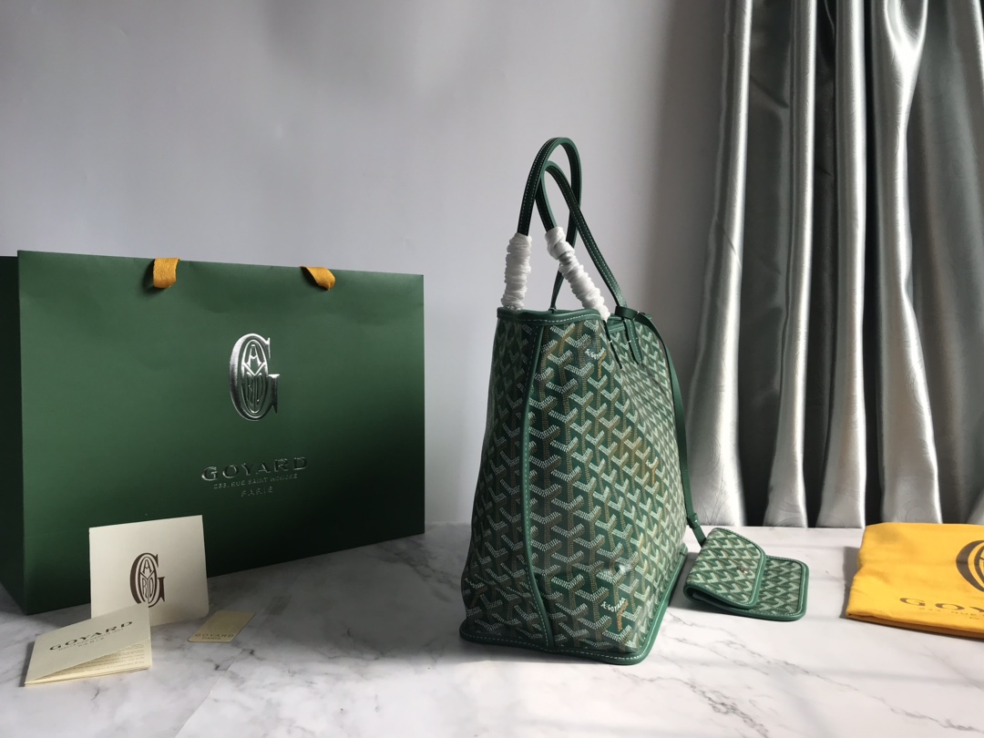 Anjou PM Reversible Tote Bag In Green